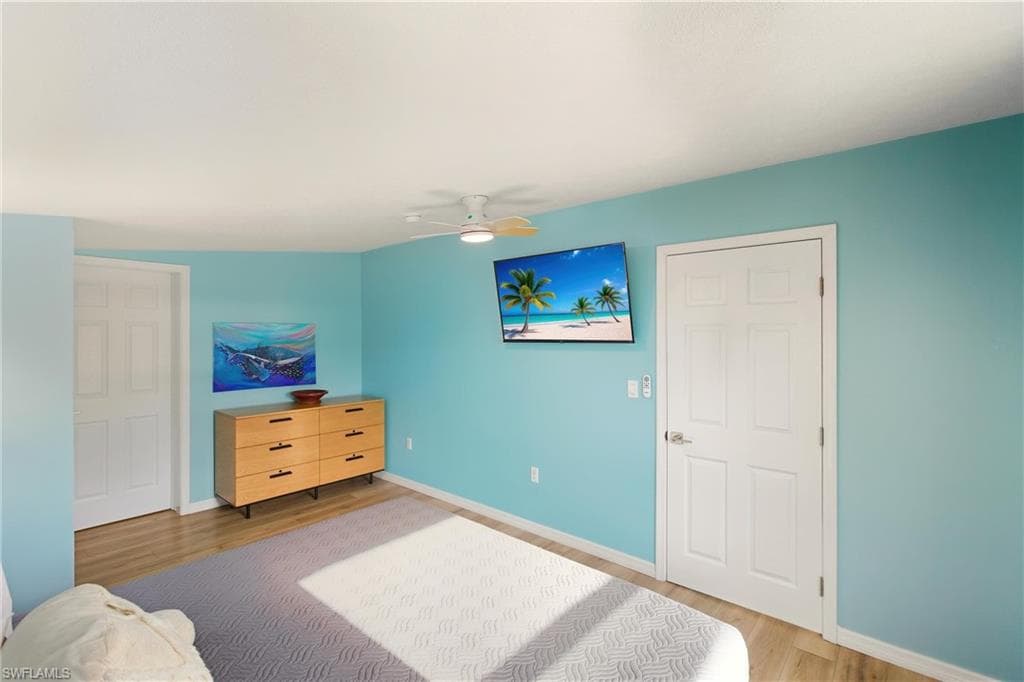 185 Hibiscus DR, FORT MYERS BEACH FL 33931-14