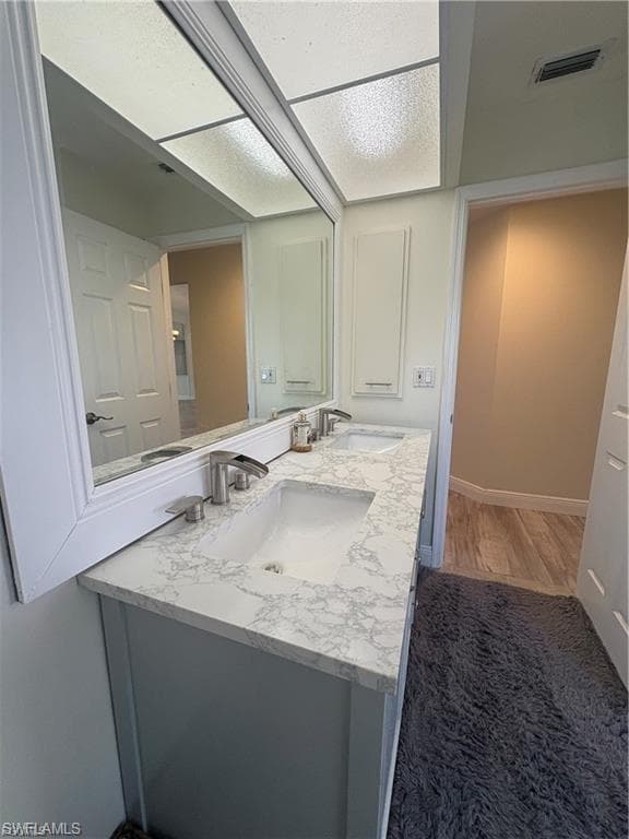 7831 Deni DR, NORTH FORT MYERS FL 33917-15