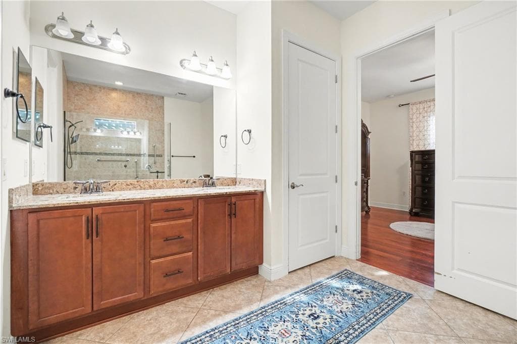 12715 Fairington WAY-17