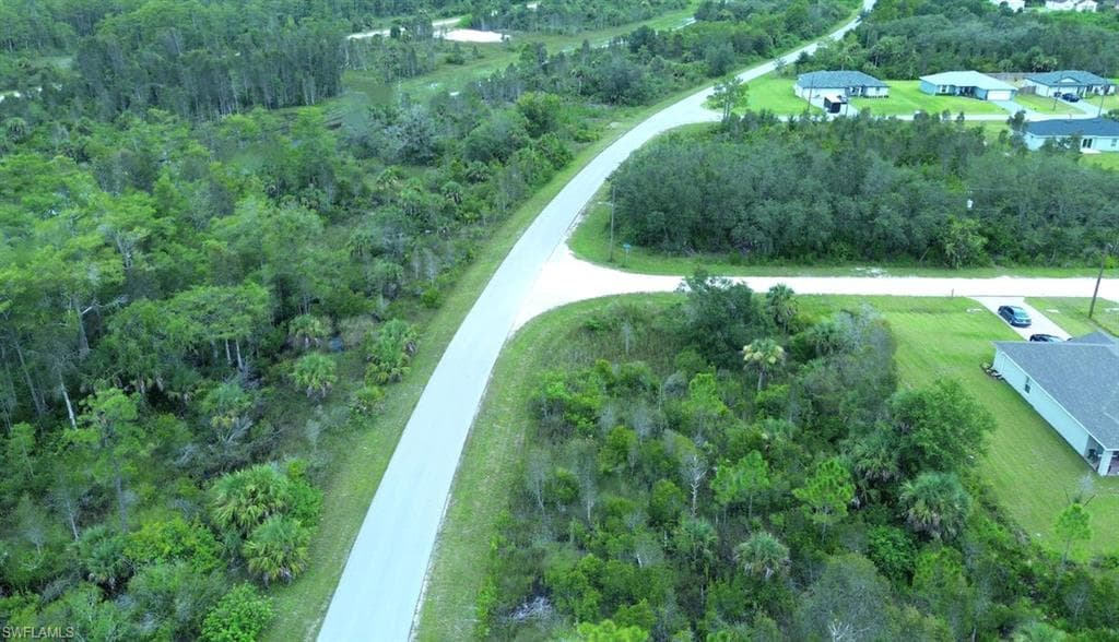 486 Westchester DR-6