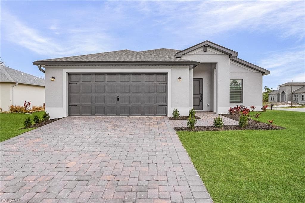 827 Rue Labeau CIR-1