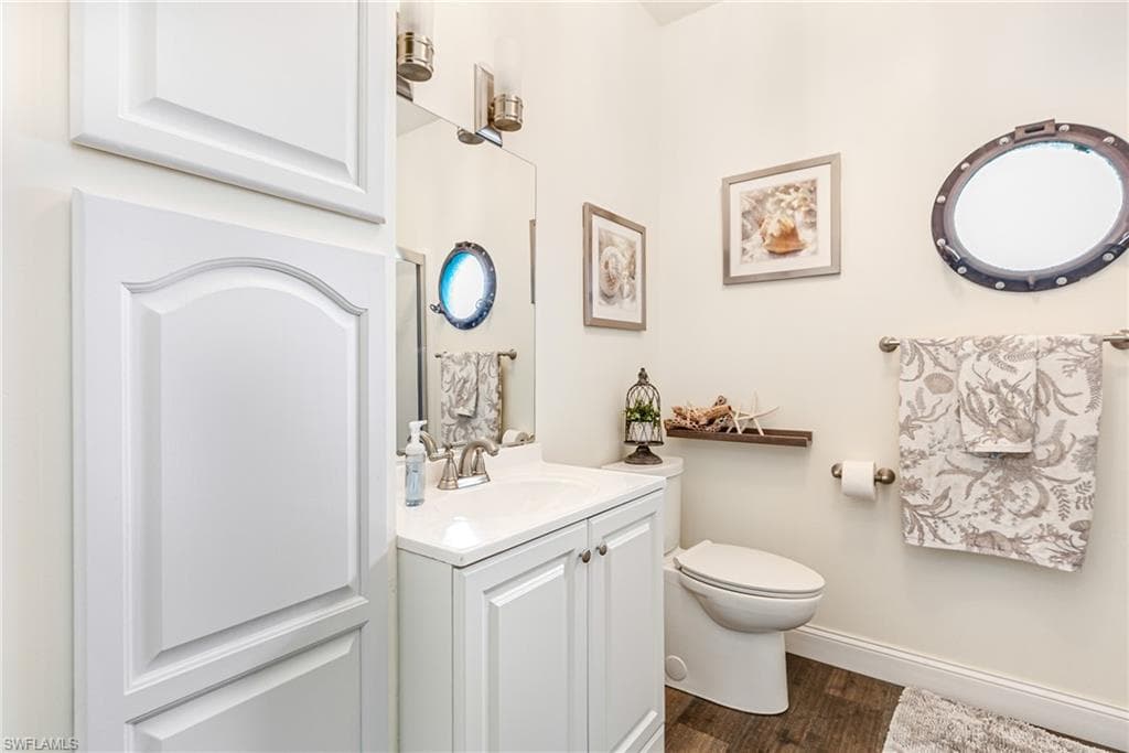 12201 Shoreview DR-32