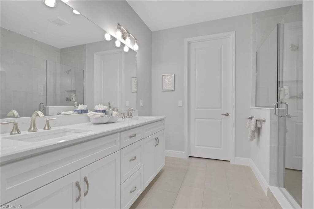 2647 Seychelles CIR # 2205, OTHER FL 34112-13