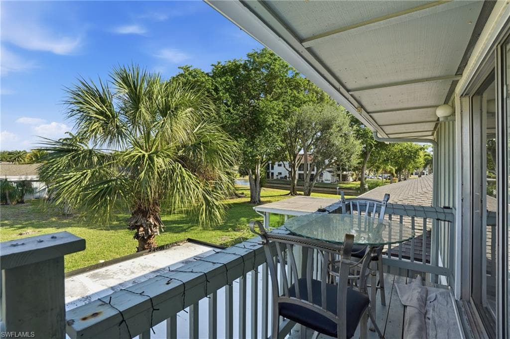 4251 Island CIR 7-2