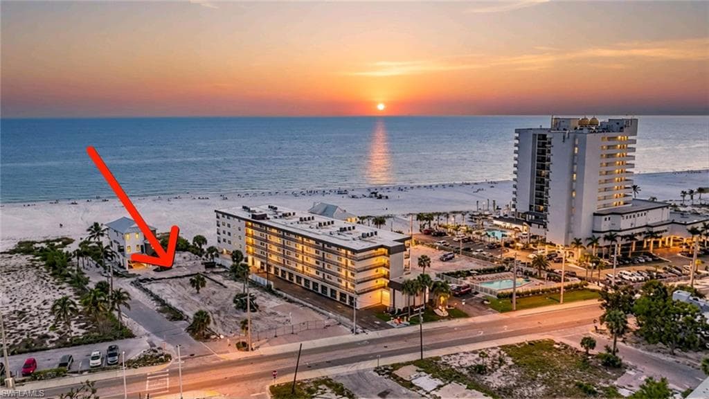 2096 ESTERO BLVD-10