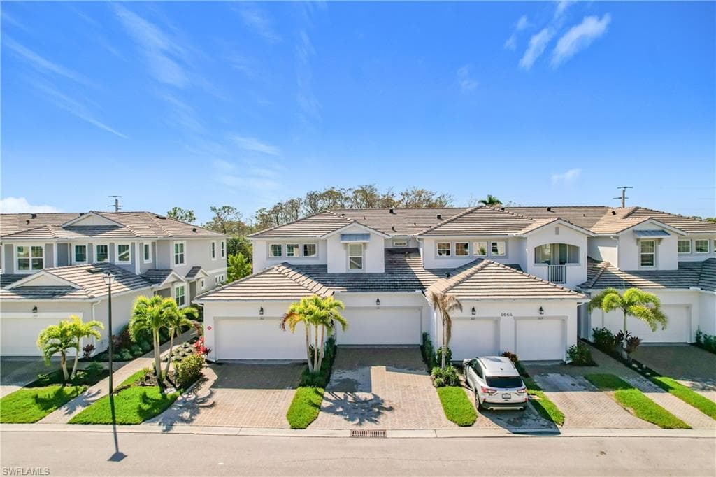 4664 Arboretum CIR # 101, OTHER FL 34112-1