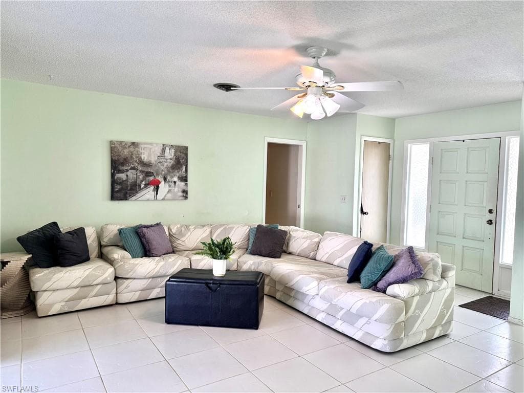 1048 Porpoise RD, VENICE FL 34293-6