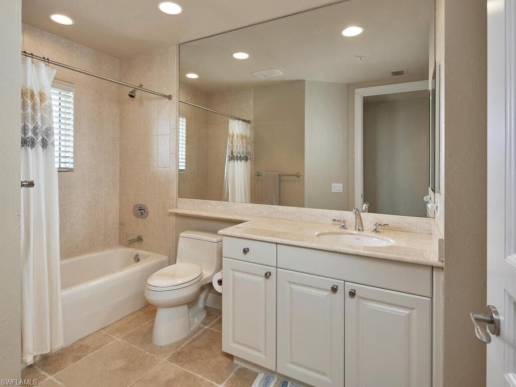 23750 Via Trevi WAY 2001-23
