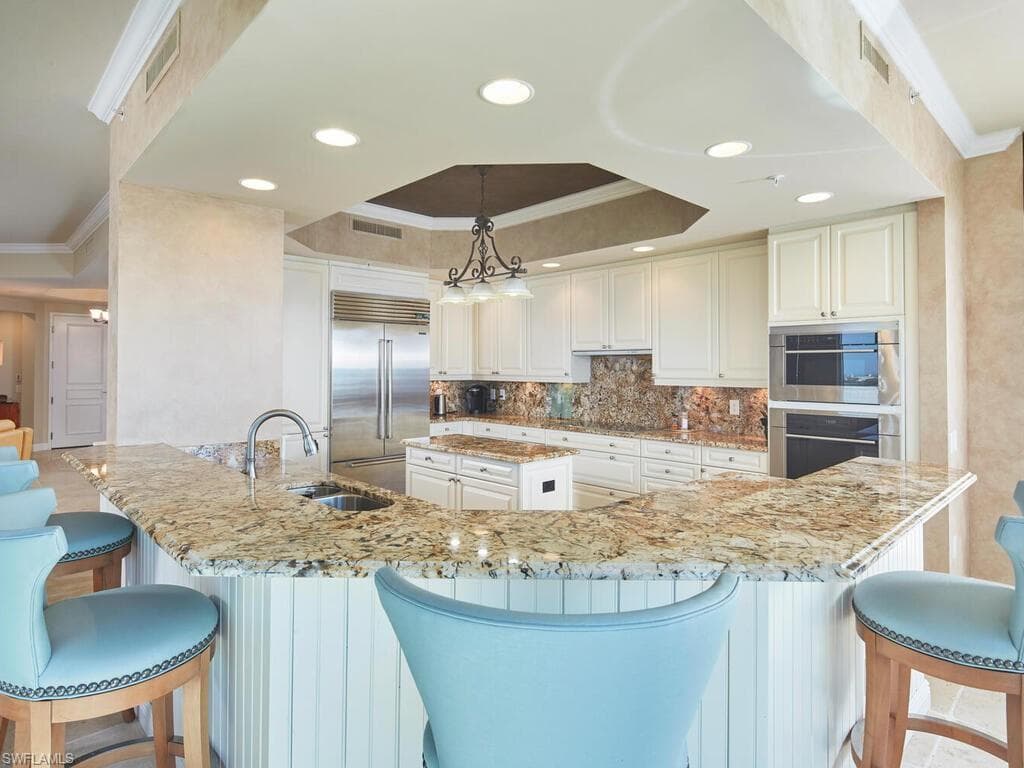23750 Via Trevi WAY 2001-13