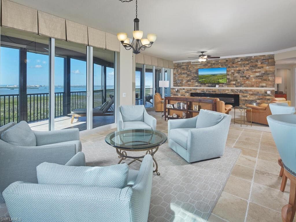 23750 Via Trevi WAY 2001-11