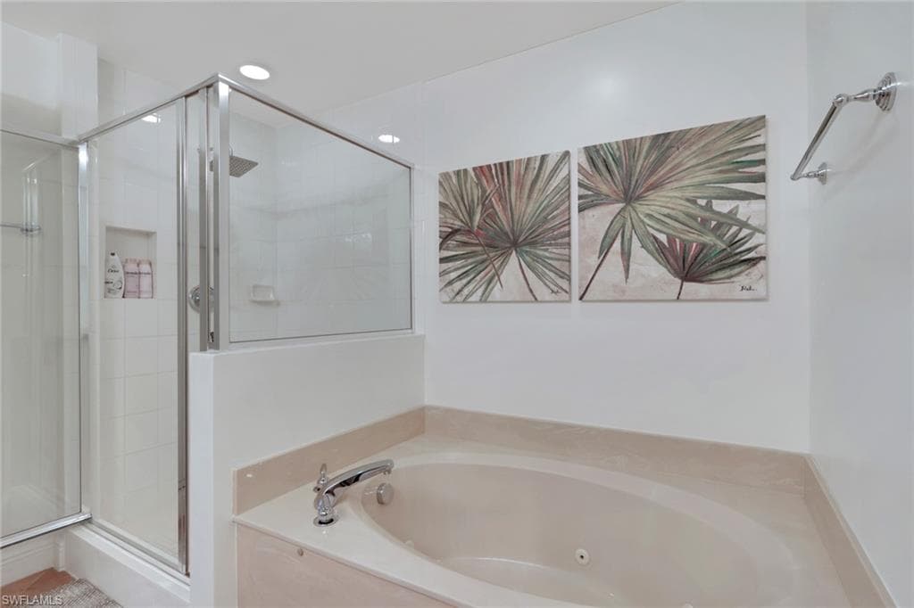 2743 1st ST 505-23