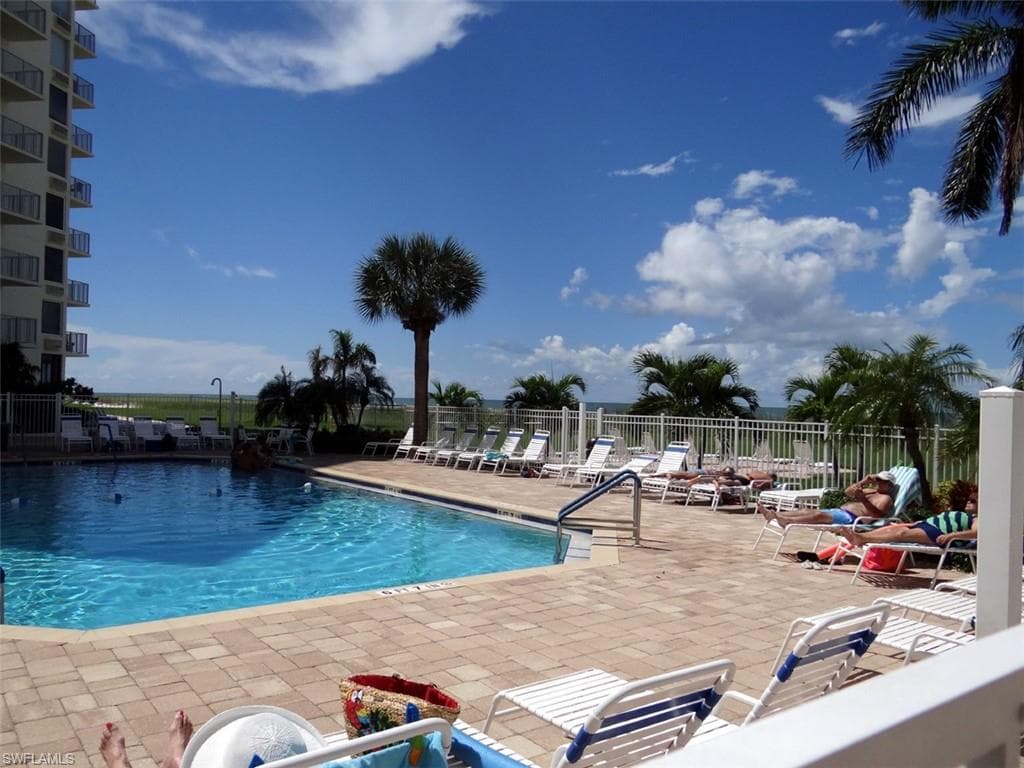 7330 Estero BLVD 605-14