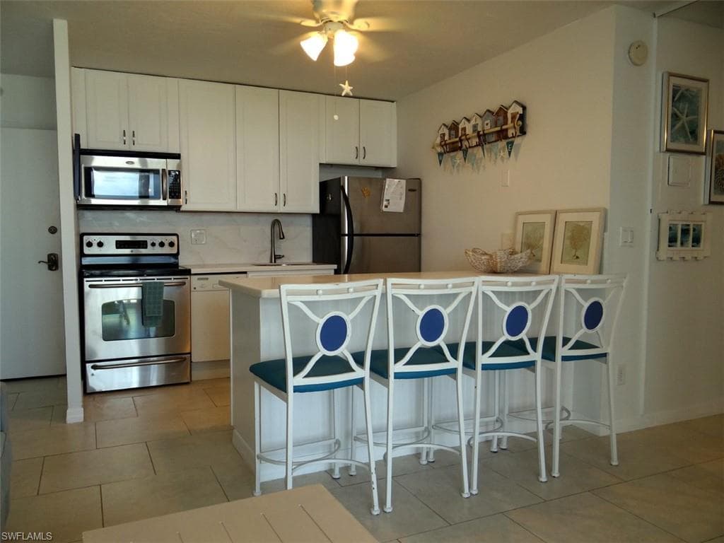 7330 Estero BLVD 605-8