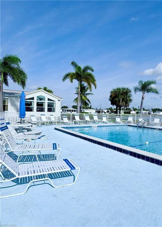 3112 Running Deer DR, NORTH FORT MYERS FL 33917-2