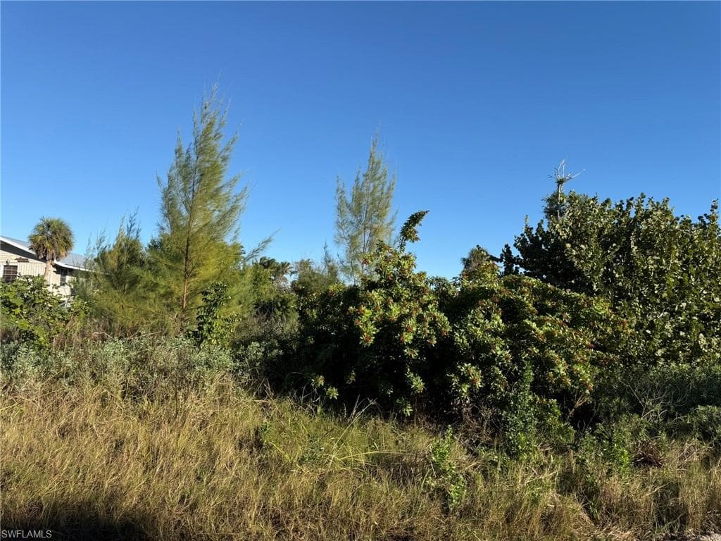 151 Swallow DR, CAPTIVA FL 33924-1