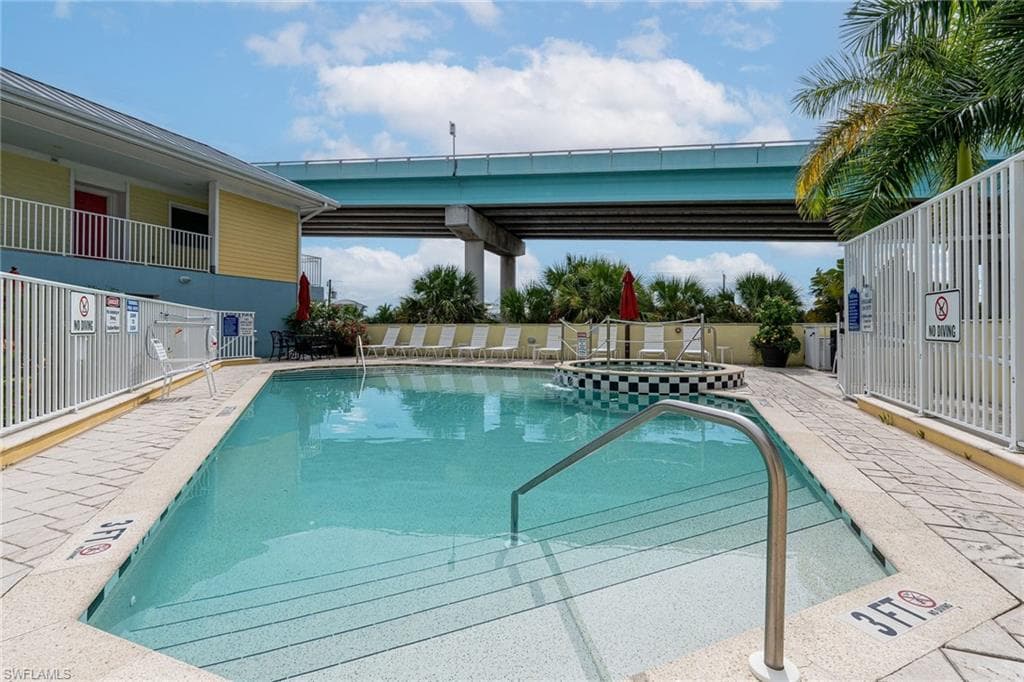 450 Old San Carlos BLVD # 303, FORT MYERS BEACH FL 33931-22
