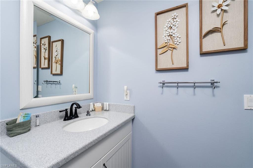 450 Old San Carlos BLVD # 303, FORT MYERS BEACH FL 33931-12