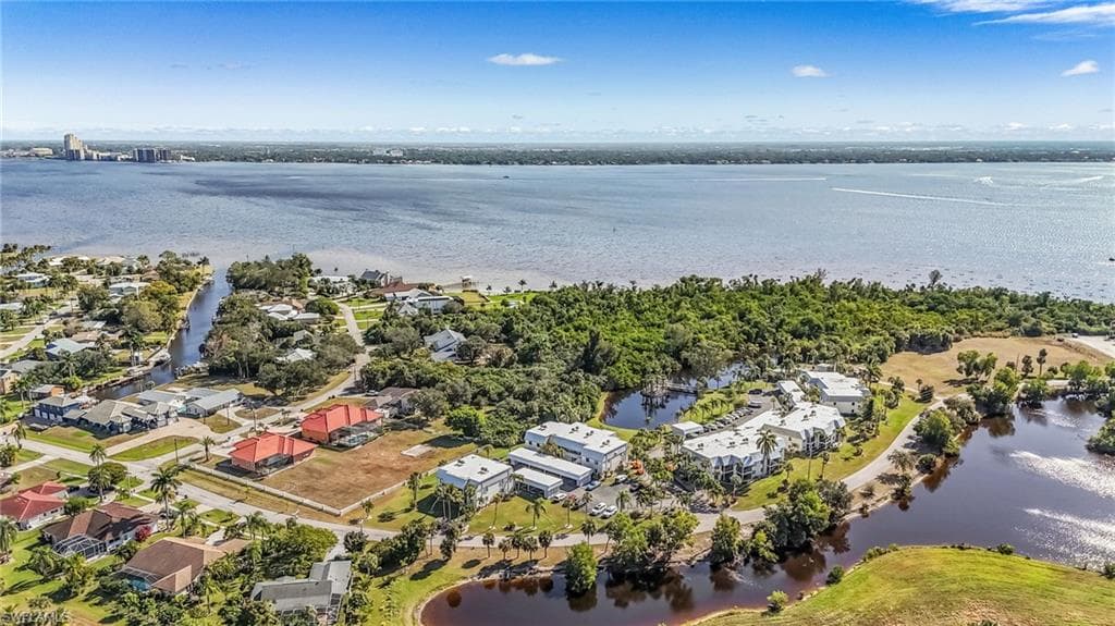 3914 Orange Grove BLVD # 1, NORTH FORT MYERS FL 33903-21