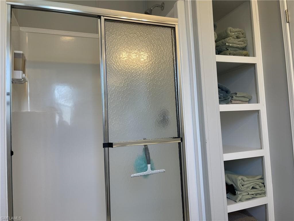 5520 Rainbow DR, BOKEELIA FL 33922-10