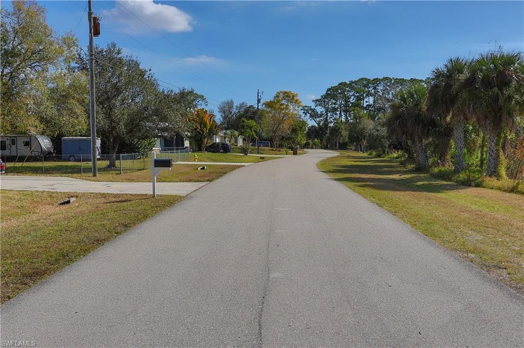 11407 Rabun Gap DR, NORTH FORT MYERS FL 33917-33