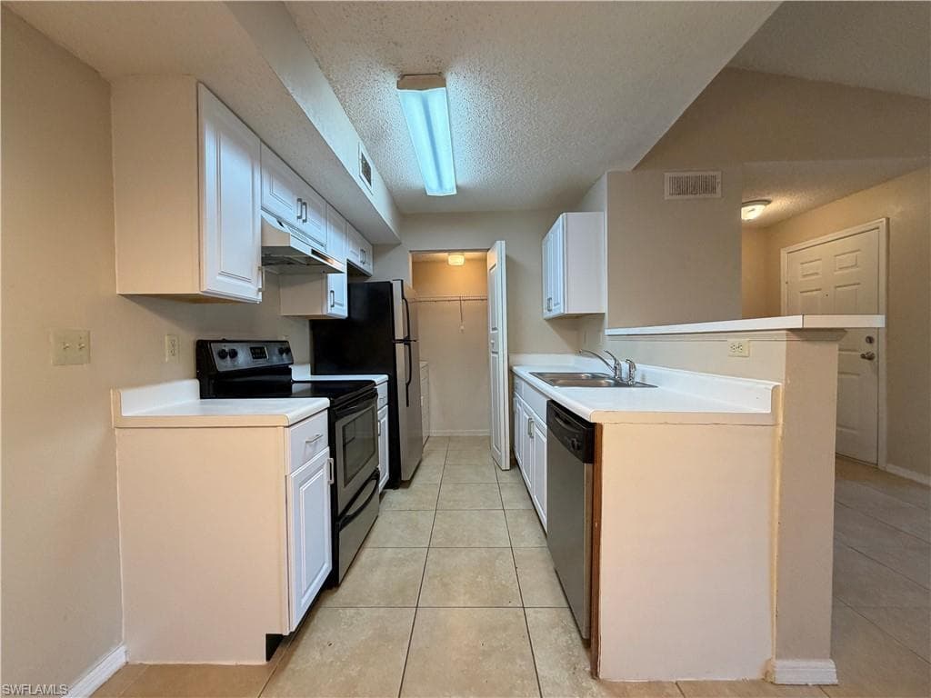 12561 Equestrian CIR 804-8