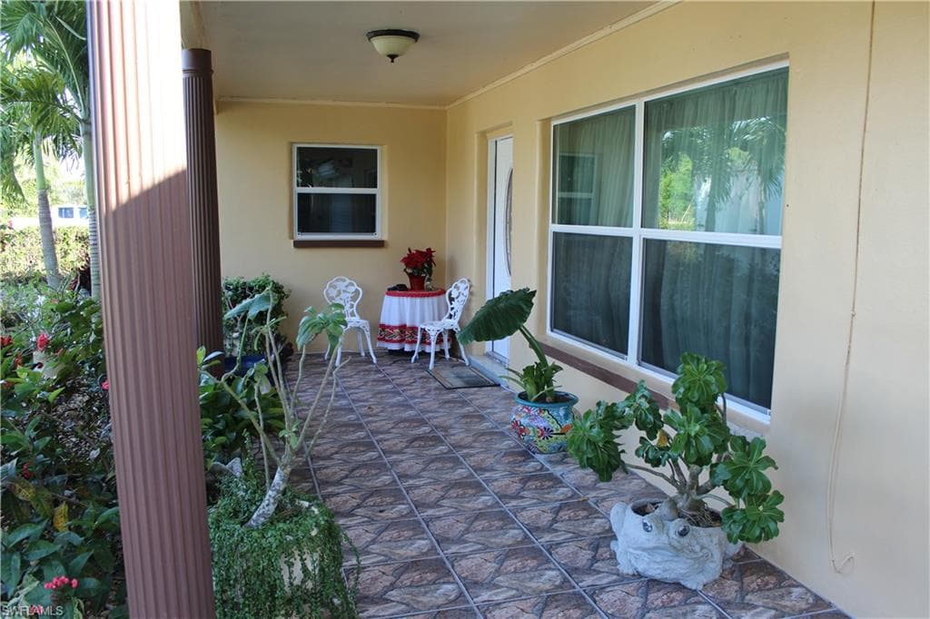 679 Canal DR, NORTH FORT MYERS FL 33903-2