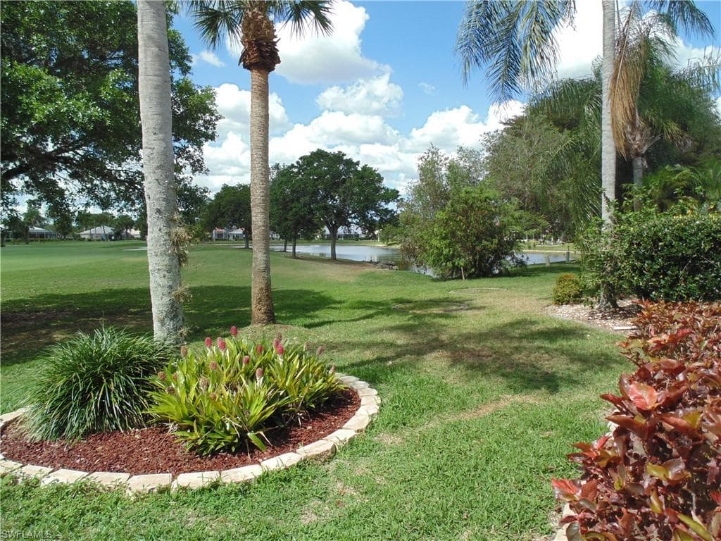 1900 Corona Del Sire DR, NORTH FORT MYERS FL 33917-33