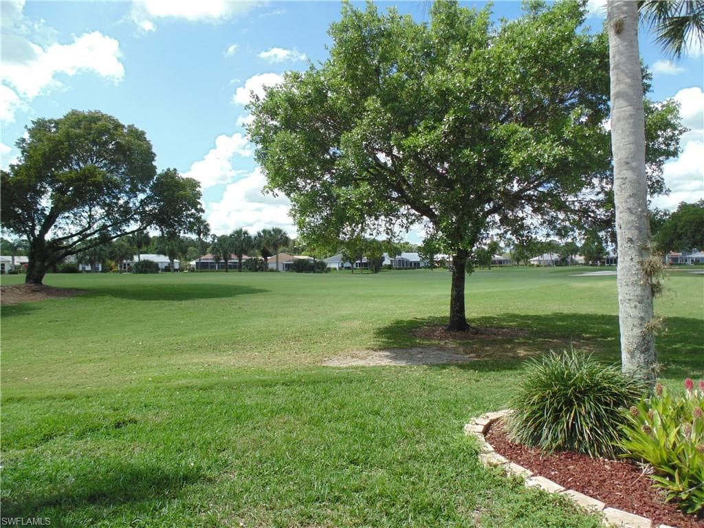 1900 Corona Del Sire DR, NORTH FORT MYERS FL 33917-34