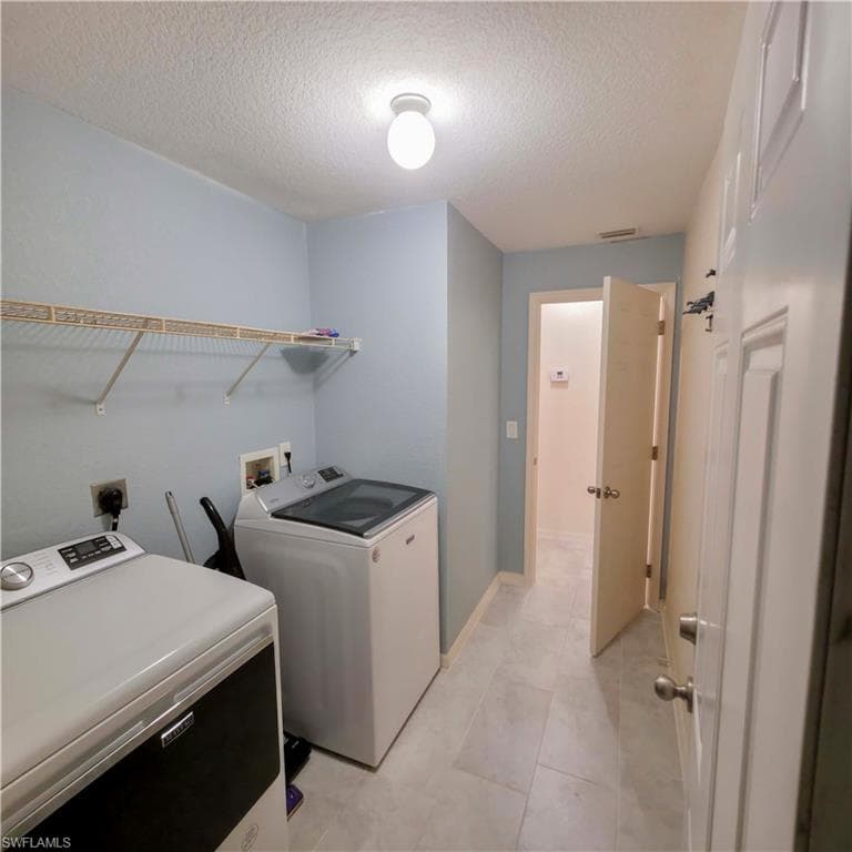 3210 31st ST W-23