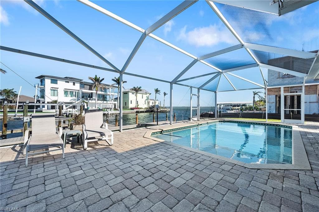 49 Fairview BLVD-1