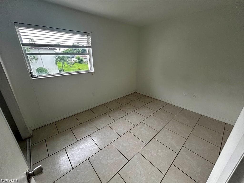 2828 Jackson ST H5-8