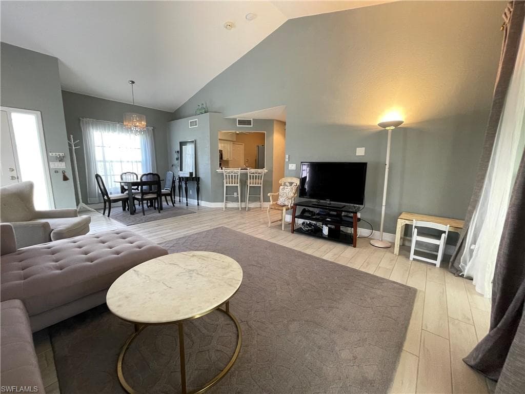 1130 Partridge CIR 102-16