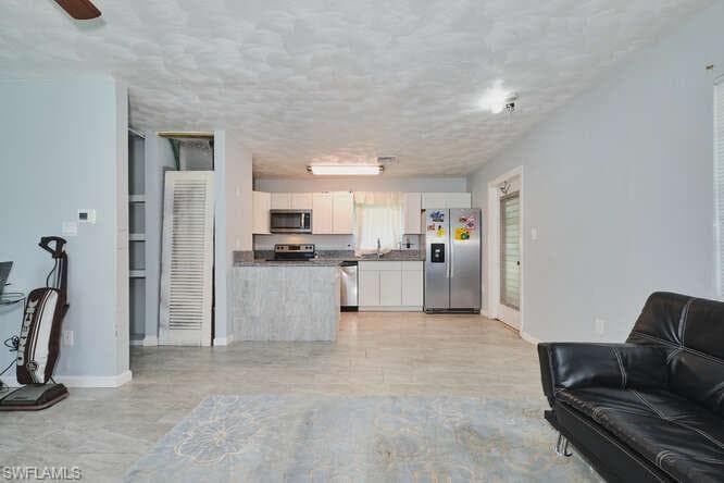 1637 Piney RD, NORTH FORT MYERS FL 33903-2