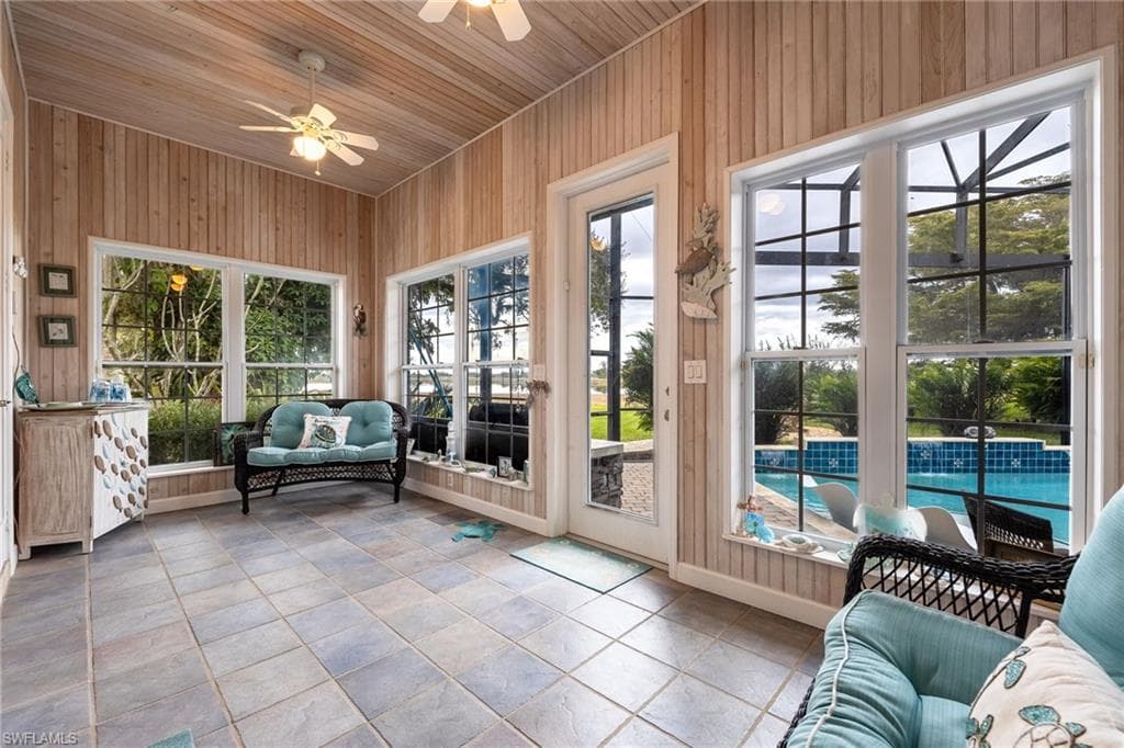 4013 Oak Haven DR-21