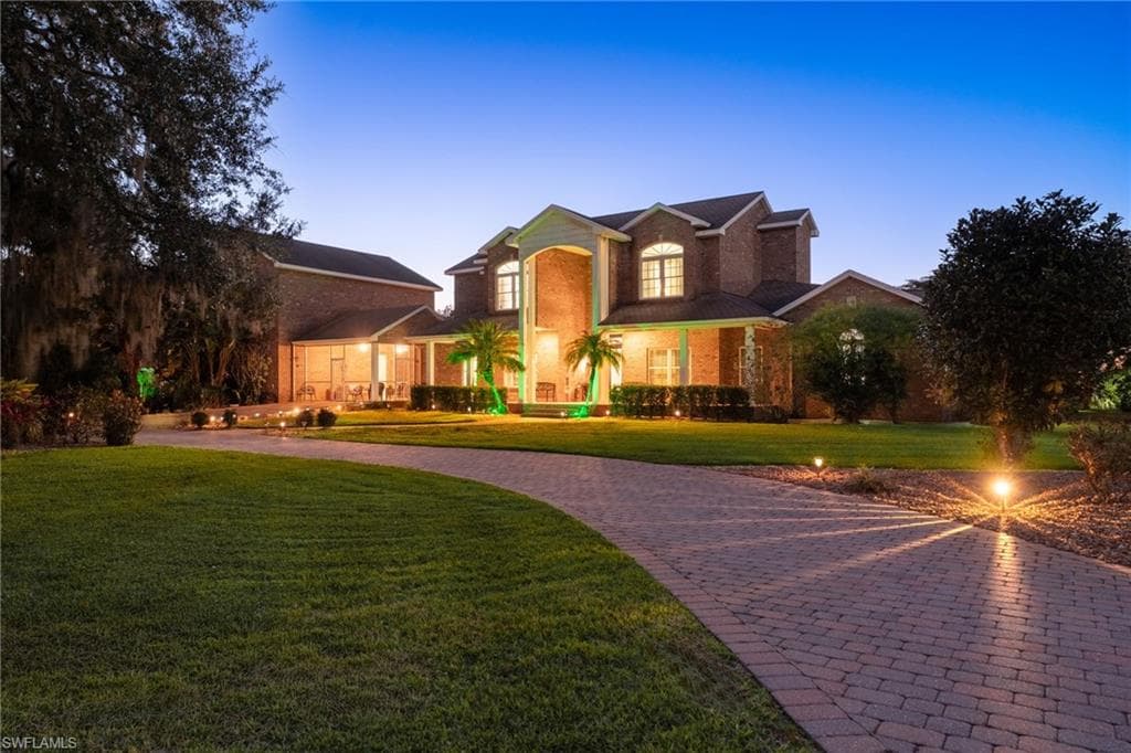 4013 Oak Haven DR-3