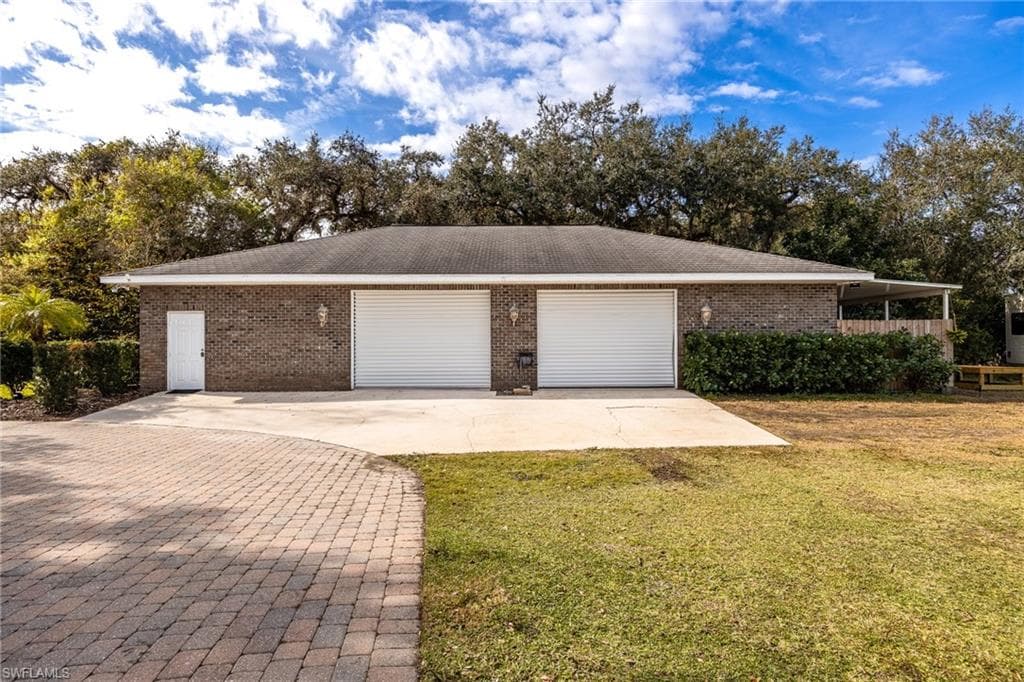 4013 Oak Haven DR-47