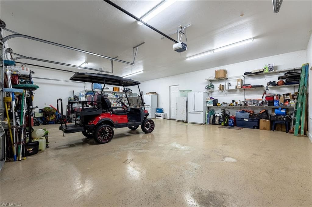 4013 Oak Haven DR-38