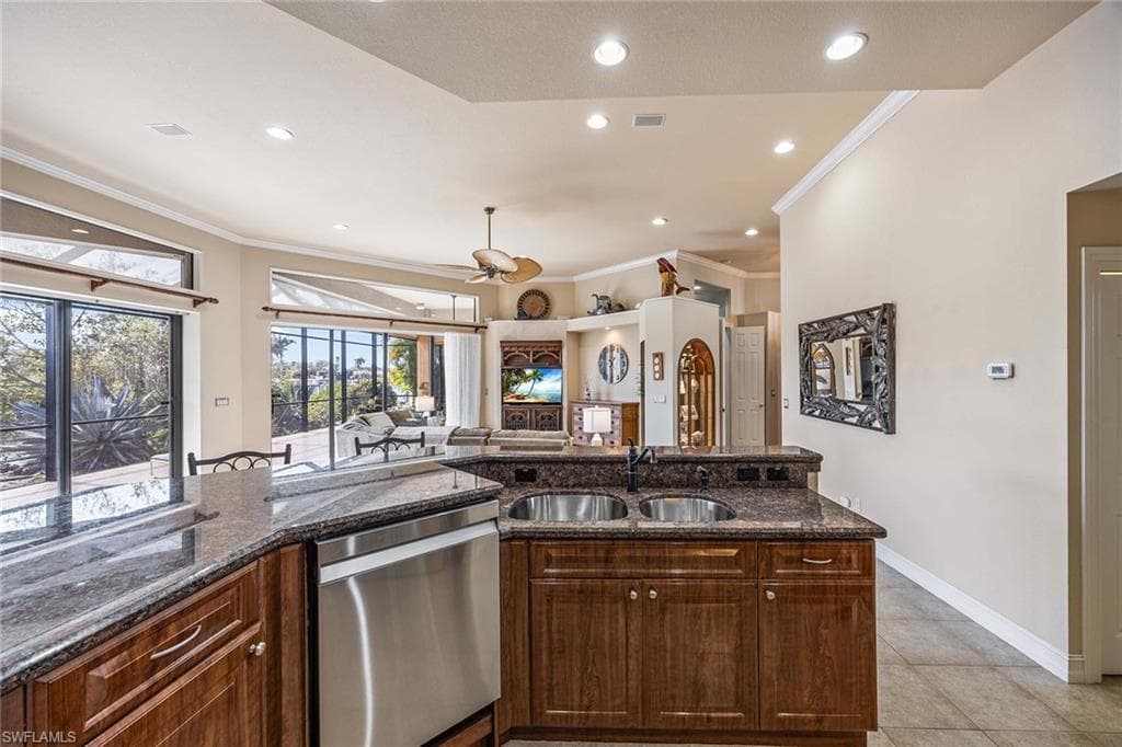 146 Windward Cay-12