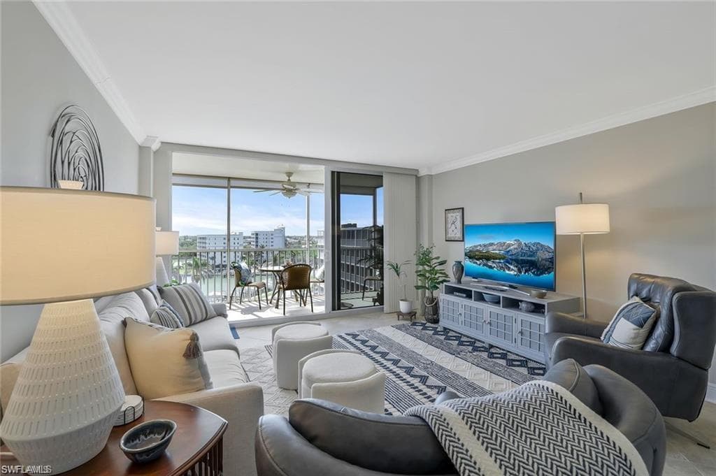 5 Bluebill AVE 812-2