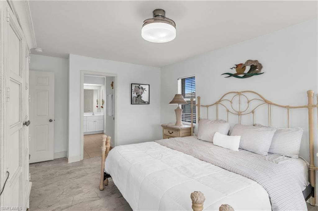 310 SE 47th ST-12