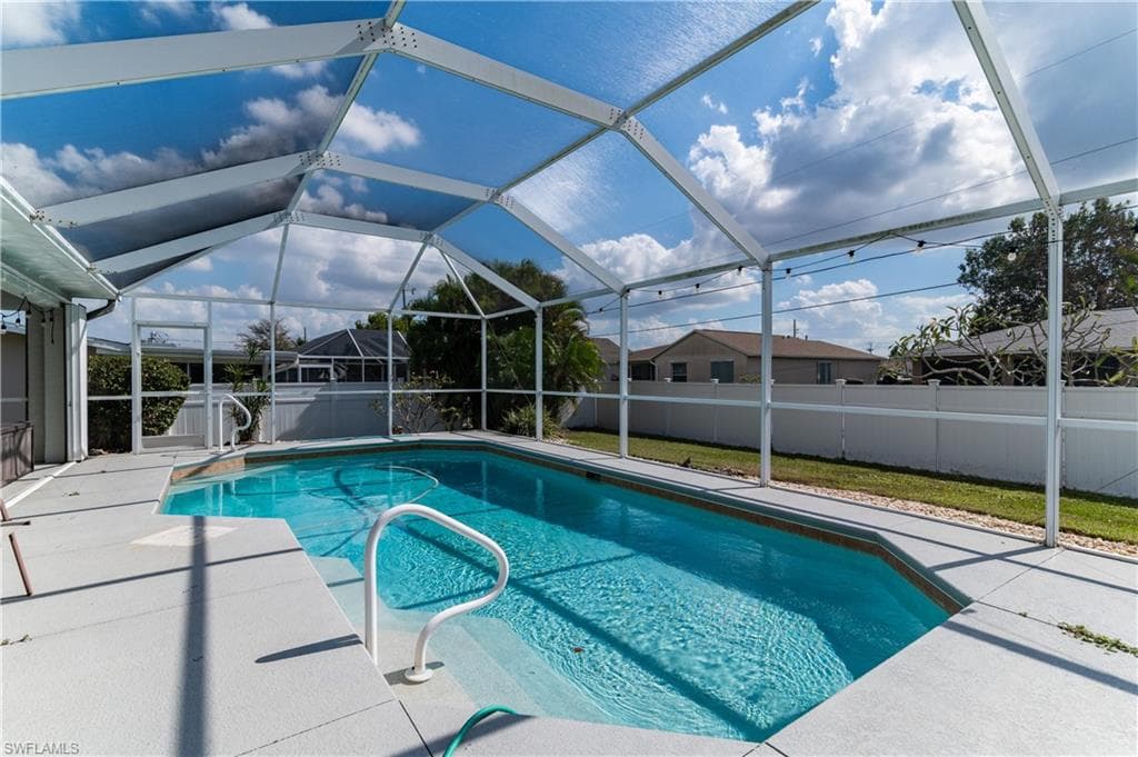 310 SE 47th ST-22