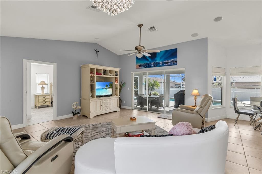 310 SE 47th ST-4
