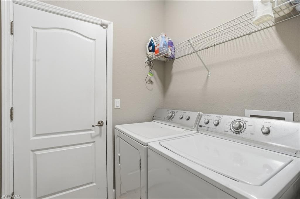 13056 Silver Thorn LOOP, NORTH FORT MYERS FL 33903-26