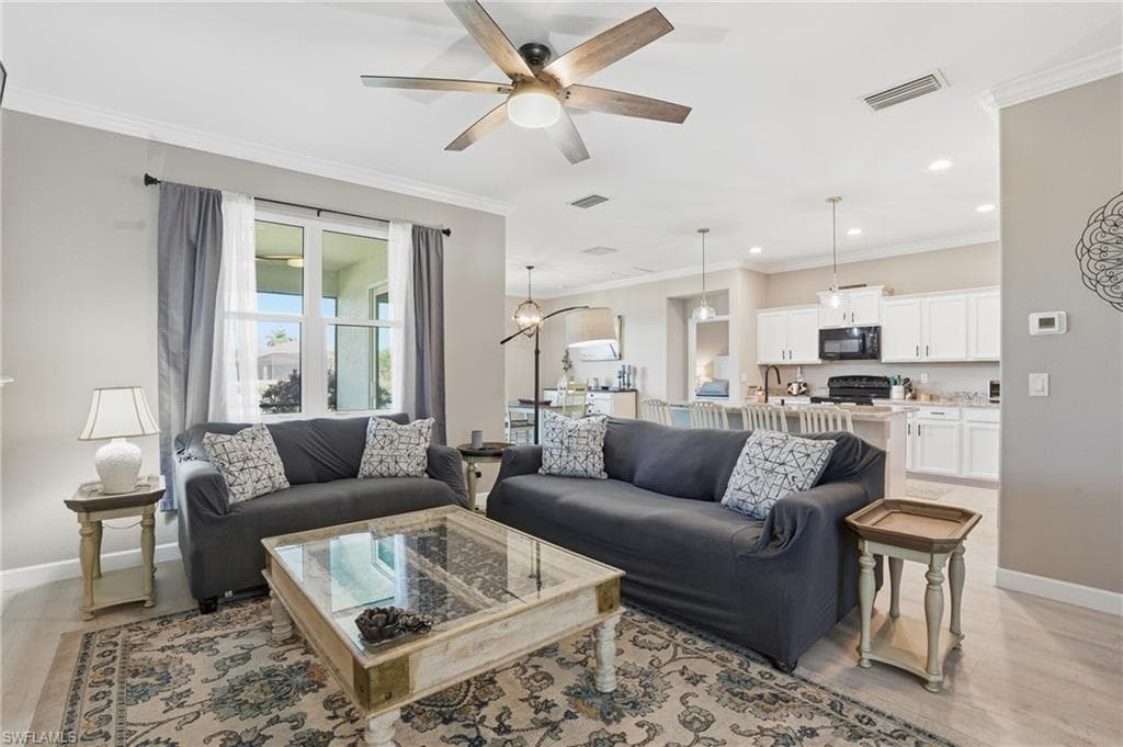 13056 Silver Thorn LOOP, NORTH FORT MYERS FL 33903-5