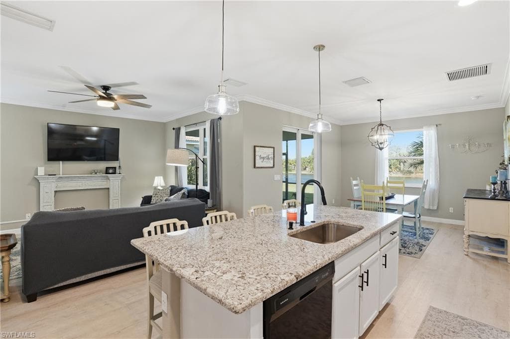 13056 Silver Thorn LOOP, NORTH FORT MYERS FL 33903-10