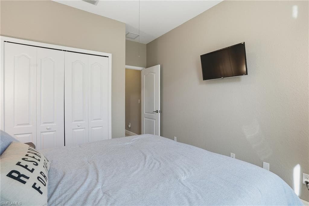 13056 Silver Thorn LOOP, NORTH FORT MYERS FL 33903-20