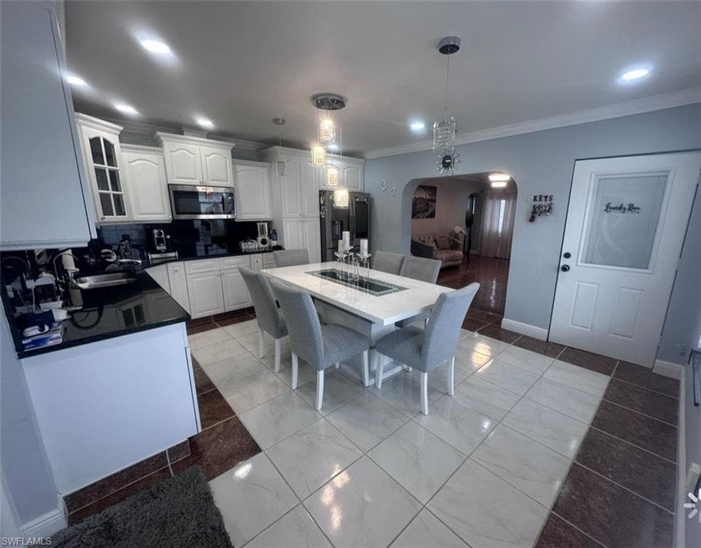 6219 Blossom ave, TAMPA FL 33614-3