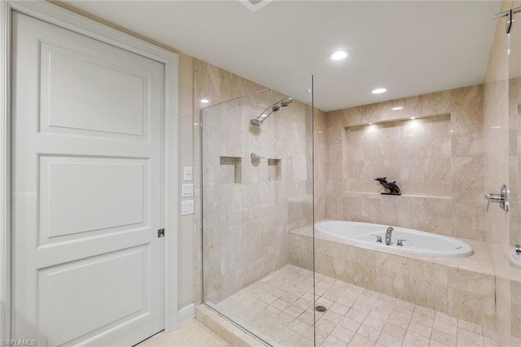 265 Indies WAY T02-20