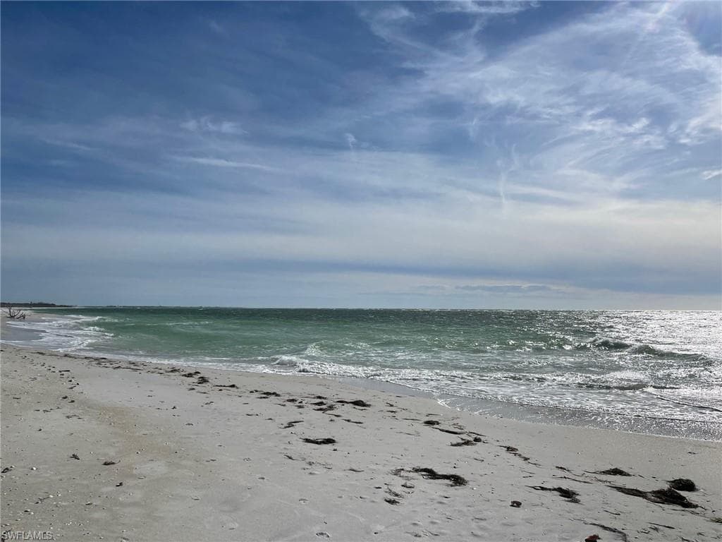516 Longboat CIR-34