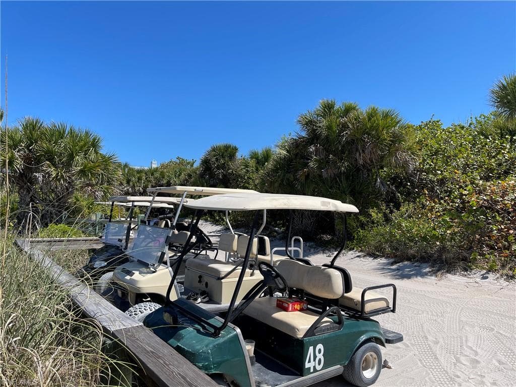 516 Longboat CIR-31
